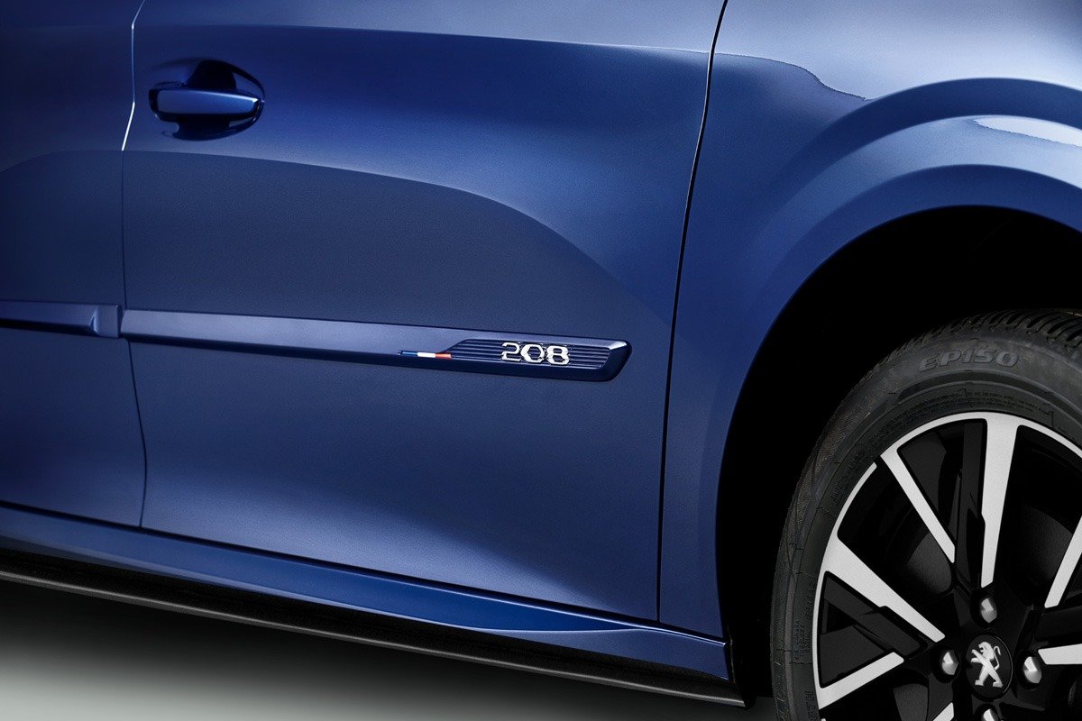Acessórios da MOPAR: lista para o Peugeot 208 inclui frisos laterais